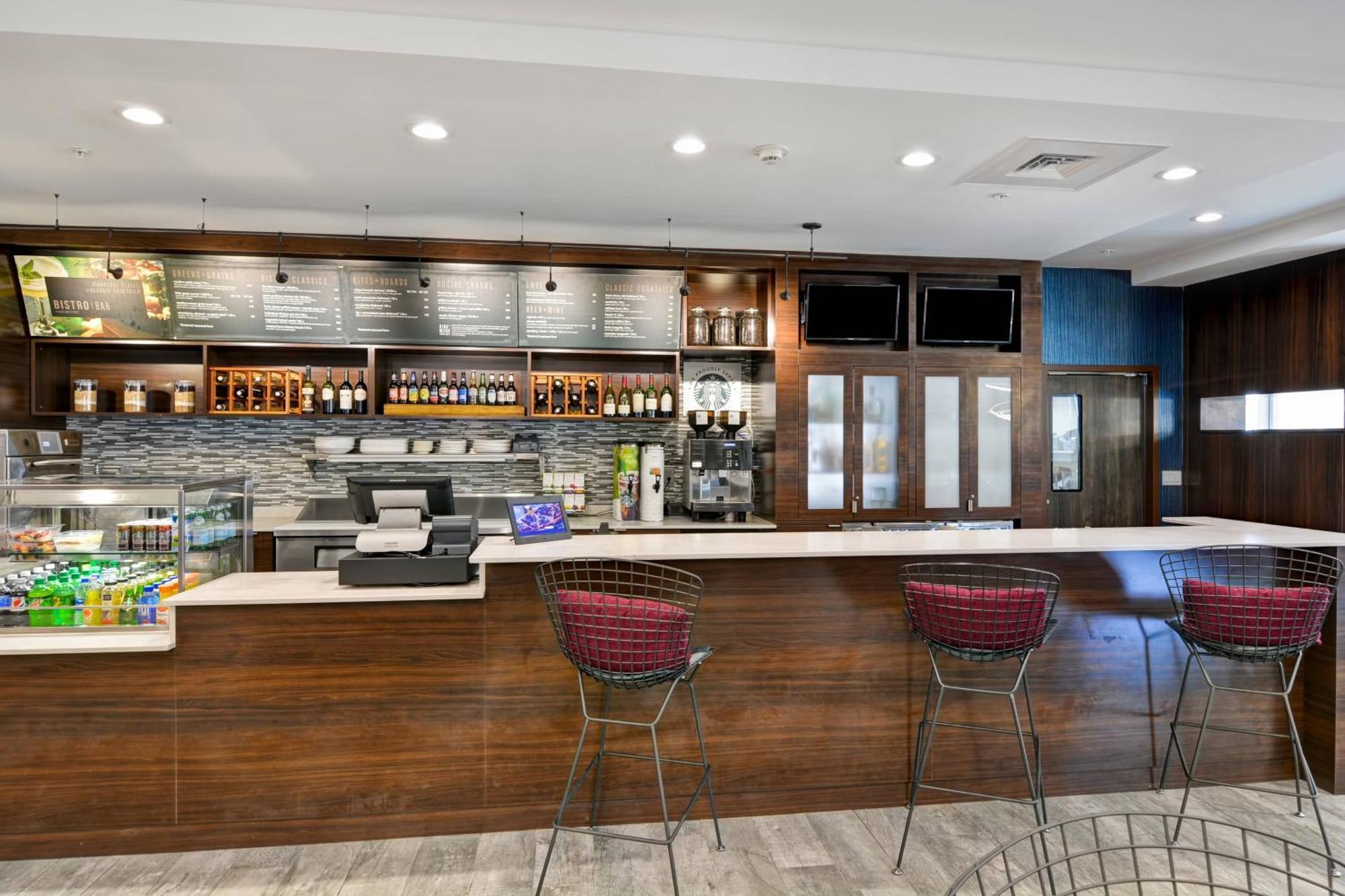 Courtyard By Marriott Long Island Islip/Courthouse Complex Hotel Central Islip Exterior foto